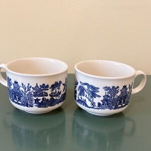 Vintage Churchill England Blue Willow Mugs - Set of Two